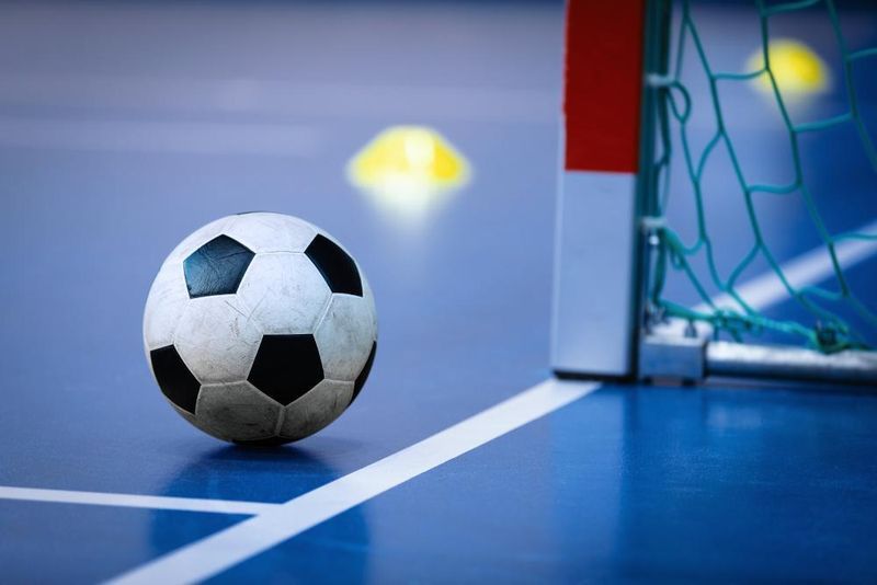 Sinergi HUT Bhayangkara ke-80: Polres Jaksel dan Malahayati Consultant Gelar Turnamen Futsal Bersama Masyarakat