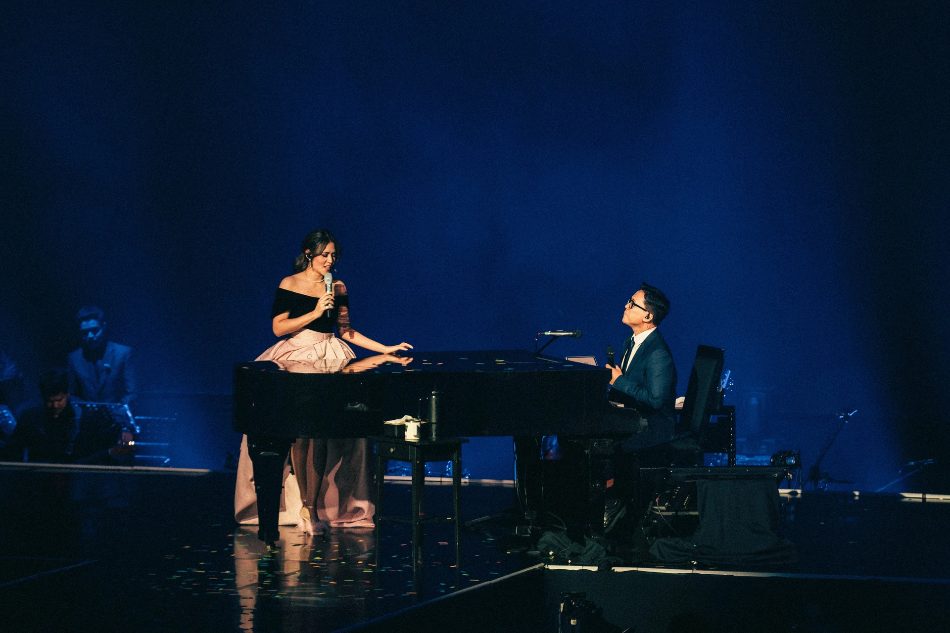 Konser Raisa Love & Let Go 2026 Berlangsung Meriah, Ribuan Penonton Padati JCC Senayan
