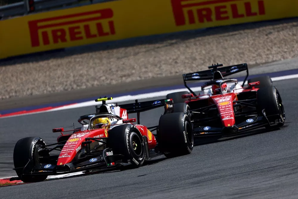 Ferrari Melempem di F1 GP Austria 2026, Lewis Hamilton Pertanyakan Sebabnya