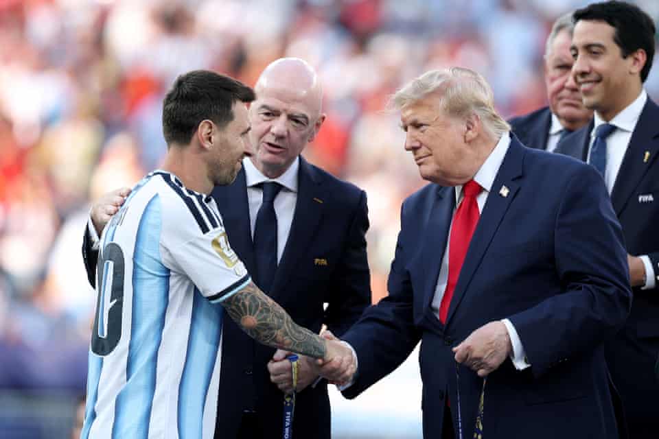 Halftime Show hingga Trump Ikut Naik Podium, Begini Amerika Merusak Aura Final Piala Dunia